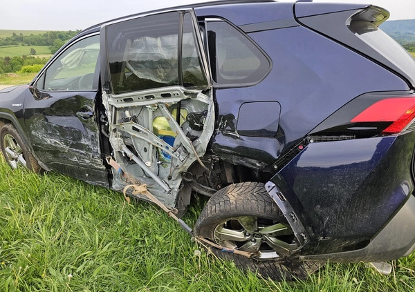 Toyota RAV4 cena 65700 przebieg: 81000, rok produkcji 2020 z Biała Piska małe 79